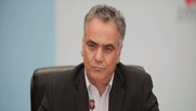 Π.Σκουρλέτης: "Αν η Ευρώπη μας πετάξει από το πλοίο τότε θα κολυμπήσουμε προς...τη Μόσχα" 