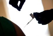 Φον ντερ Λάιεν: Ολες οι χώρες της Ε. Ε θα ξεκινήσουν τους εμβολιασμούς την ίδια ημέρα