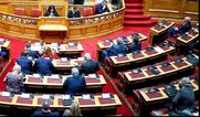 Οι 6+6 του ΣΥΡΙΖΑ, η Φωτίου και το σνομπάρισμα της Βουλής!