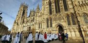 Εκκλησία της Αγγλίας: Ο Θεός δεν είναι ούτε αρσενικός, ούτε θηλυκός