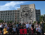 «Πώς ζήσαμε εμείς την Κούβα!». Πέντε νέοι άνθρωποι μοιράζονται τις εμπειρίες τους απ’το «νησί της Επανάστασης» (vid)