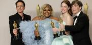 Oscars 2024 / Μαγική βραδιά με 4 αγαλματάκια για Λάνθιμο - Σάρωσε με 7 βραβεία το Oppenheimer
