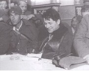 Στις 11 Μάρτη του 1956  συνέρχεται η 6η Ολομέλεια, που απετέλεσε την κορύφωση του ρεβιζιονιστικού πραξικοπήματος στο ΚΚΕ