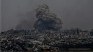 Βομβάρδισαν το Αλ Σίφα - Nέα εισβολή στο μεγαλύτερο νοσοκομείο της Γάζας