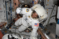 Αστροναύτες δίνουν τα φώτα τους για να αντέξετε τις συνθήκες απομόνωσης
