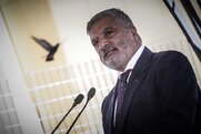 Ο Πατούλης θέλει να «παρακολουθεί» την πρώην σύζυγό του με λεφτά των φορολογουμένων;
