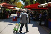 Κατασχέσεις, πάγωμα μισθών, τράπεζες σε ιδιώτες