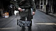 Εξάρχεια: Λεκτική ομοφοβική επίθεση από αστυνομικούς, σέρνουν στα δικαστήρια το θύμα!