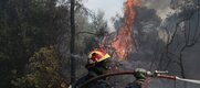 Περιφέρειας Αττικής και Πυροσβεστική παίζουν την «κολοκυθιά», με τη φωτιά να σαρώνει