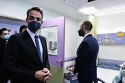 Καπραβέλος: Η οικονομία μπήκε πάλι πάνω από την υγεία – Εφιαλτική σιωπή από τα ΜΜΕ