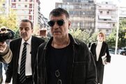 Κώστας Βαξεβάνης: Ιδιώνυμο